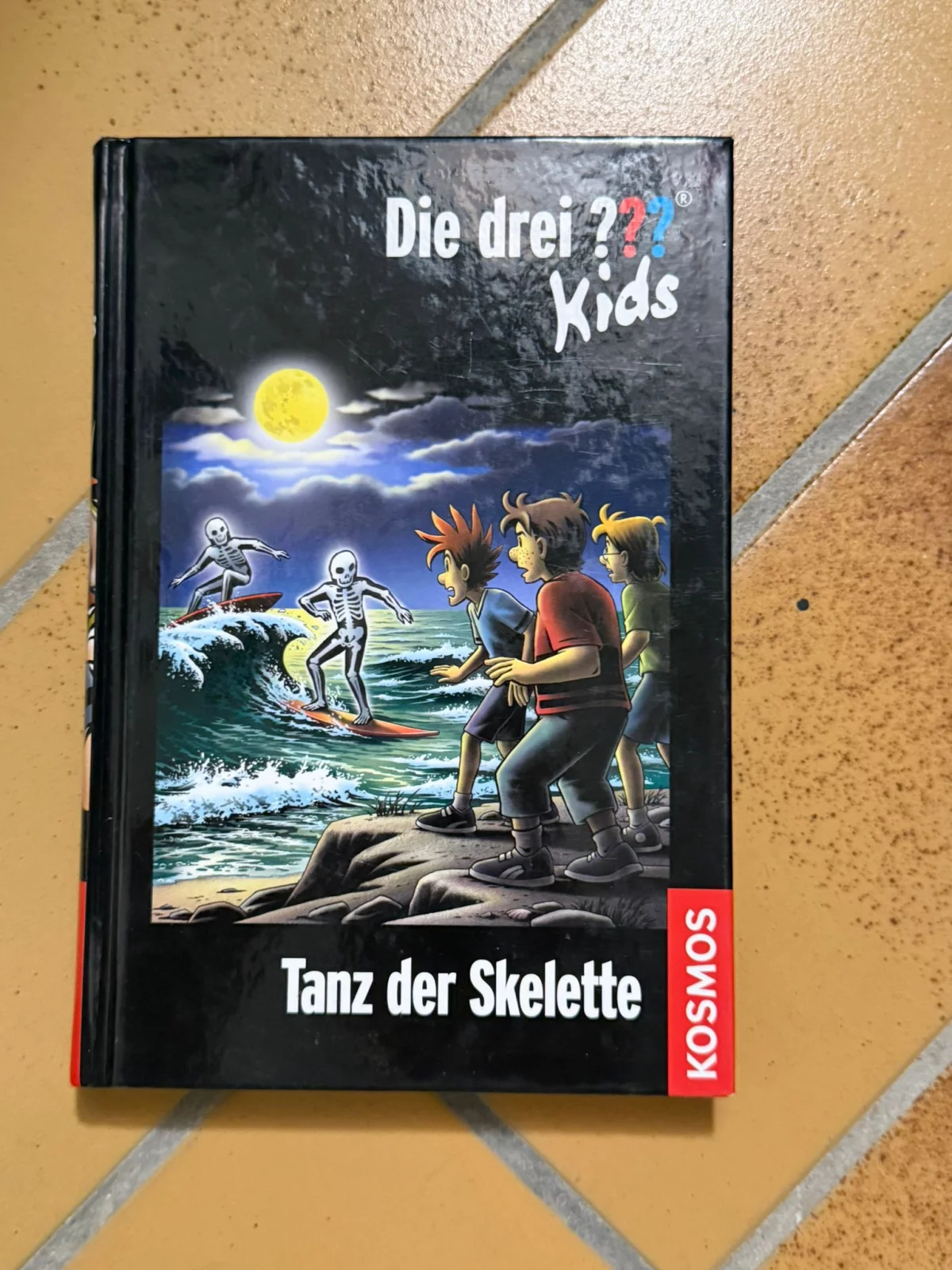 Die drei ??? Kids - Tanz der Skelette Kinderbuch Kosmos
