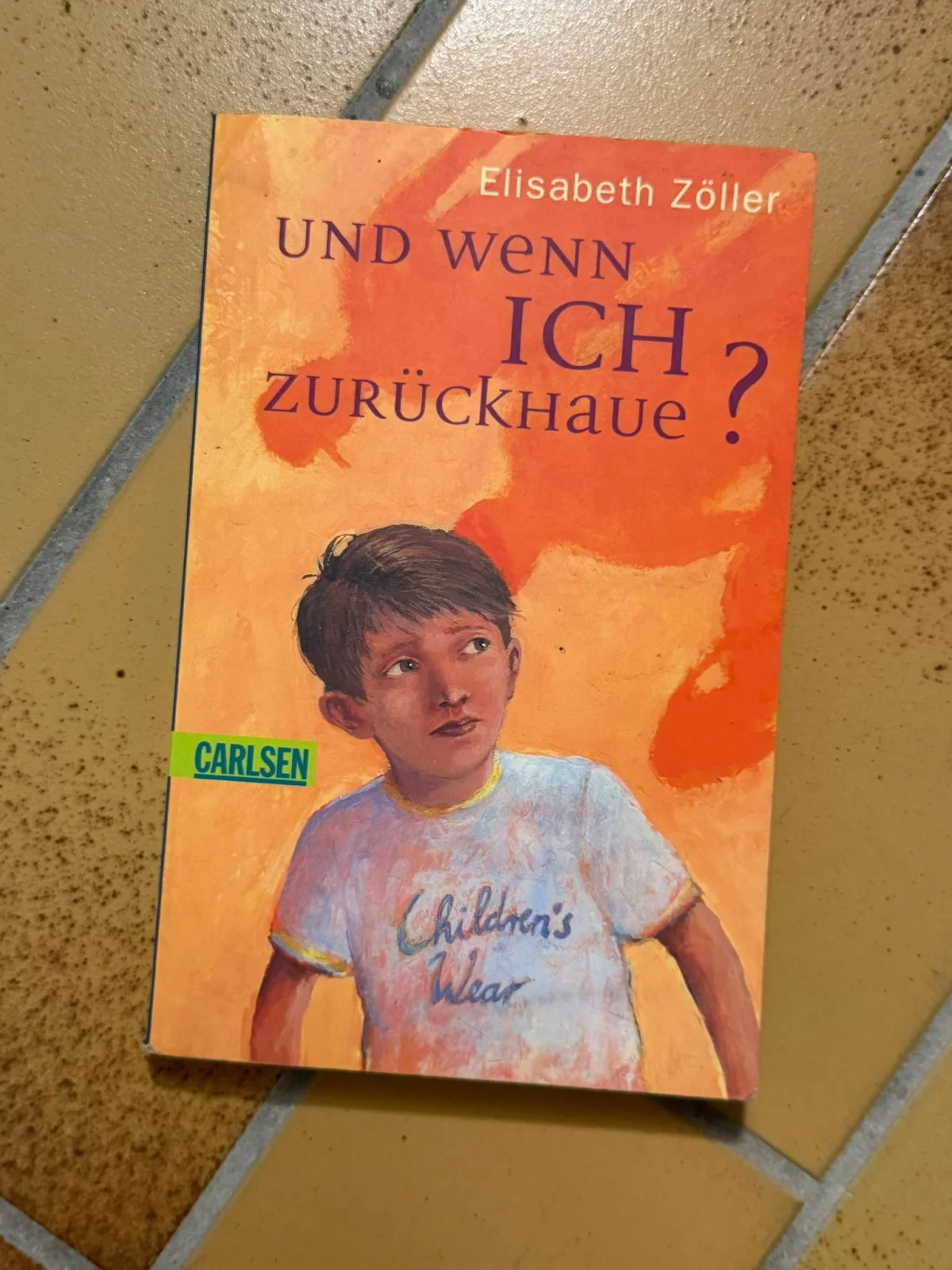 "Und wenn ich zurückhaue?" - Elisabeth Zöller Jugendbuch