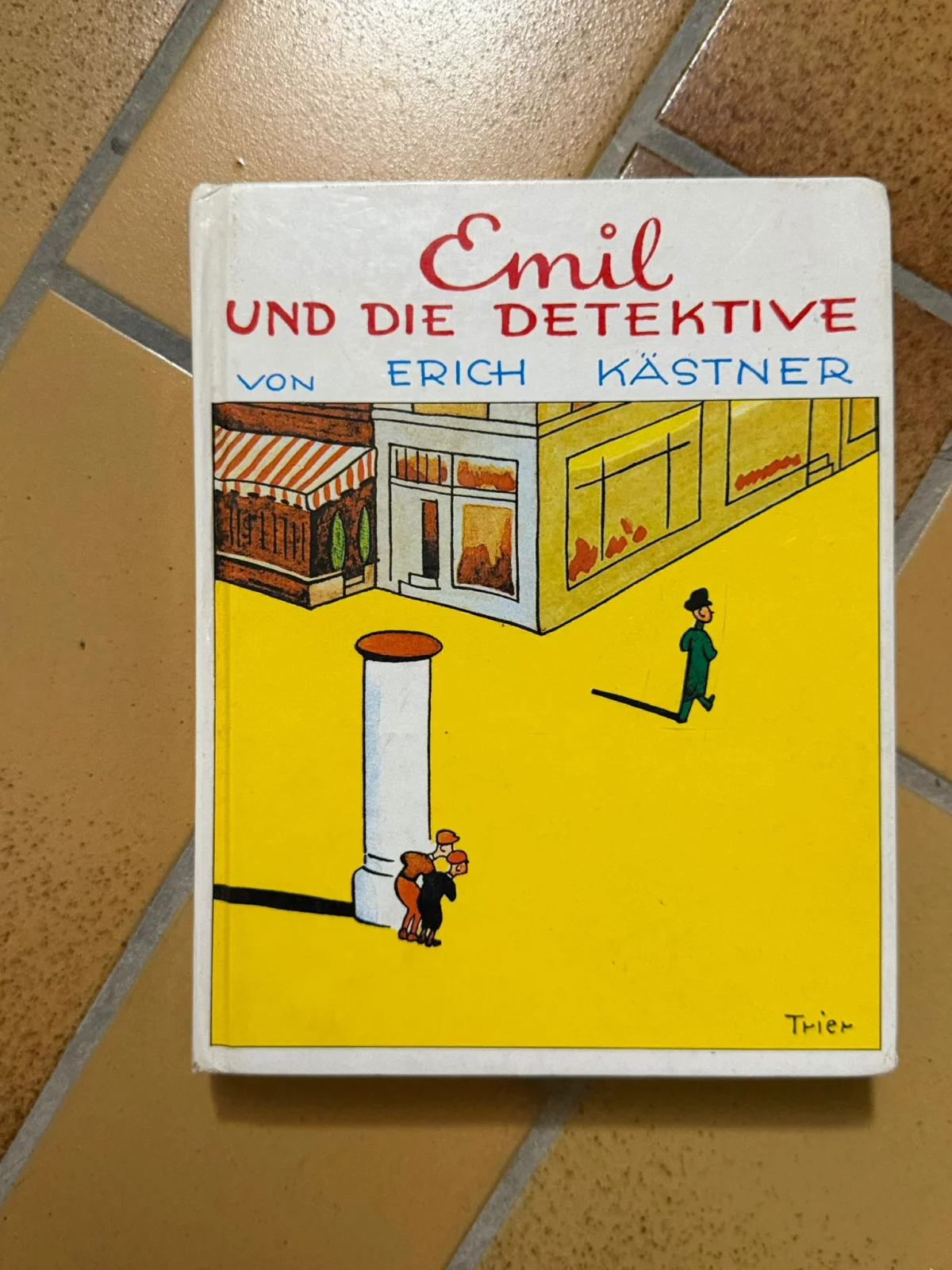 Emil und die Detektive von Erich Kästner - Kinderbuch