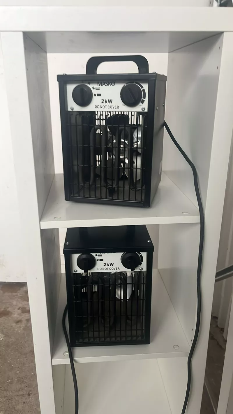 2 Elektroheizlüfter Bauheizer 2kW