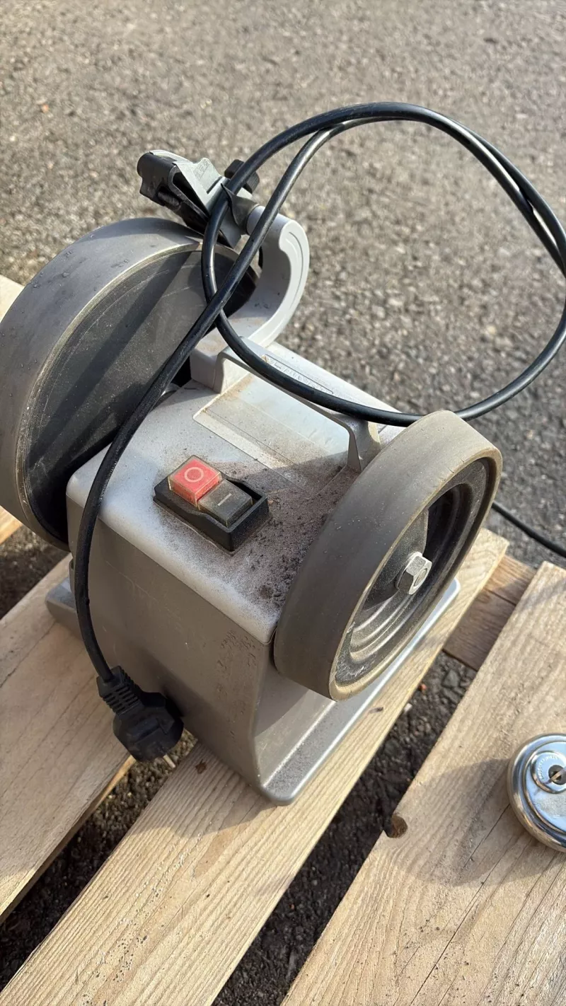 Messerschleifer elektrisch grau gebraucht