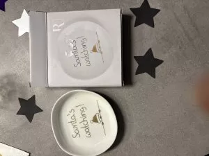 Weihnachtsteller Santa's watching mit Originalverpackung