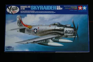 Tamiya Douglas A-1H Skyraider Modellbausatz 1:48